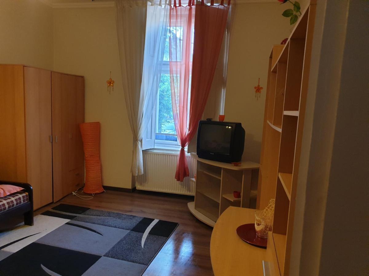 Izisz Debreczyn Zewnętrze zdjęcie